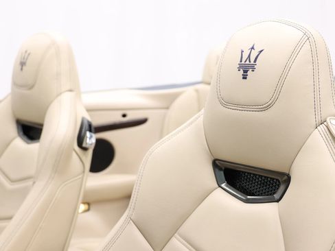 Used 2019 Maserati GranTurismo Sport image 16