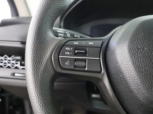 Used 2025 Honda Accord LX image 28