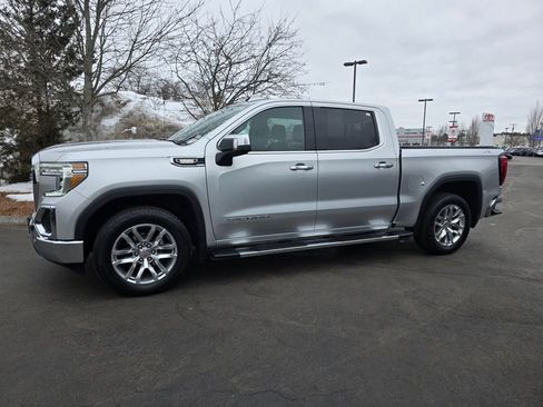 Used 2021 GMC Sierra 1500 SLT w/ SLT Premium Plus Package AWD/4WD image 3