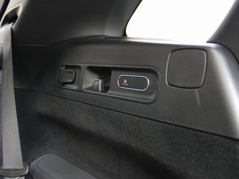 Used 2023 Mercedes-Benz EQS 580 4MATIC SUV image 22