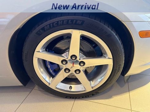Used 2008 Chevrolet Corvette Coupe w/ Preferred Equipment Group RWD image 11