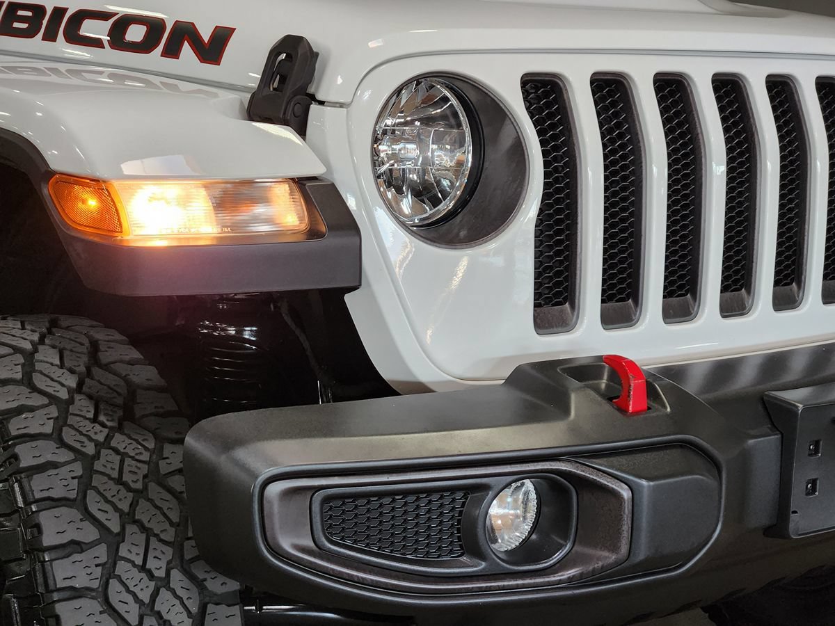 Used 2022 Jeep Wrangler Unlimited Rubicon w/ Cold Weather Group AWD/4WD image 13