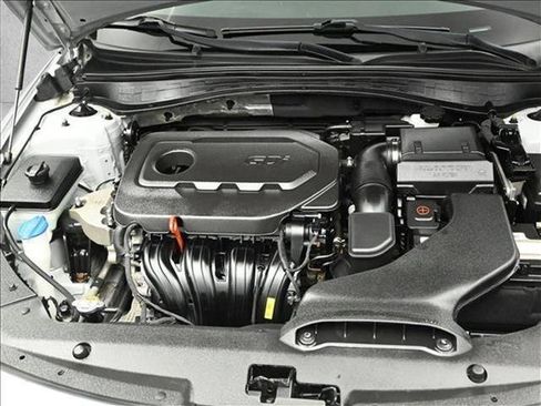 Used 2018 Kia Optima LX image 28