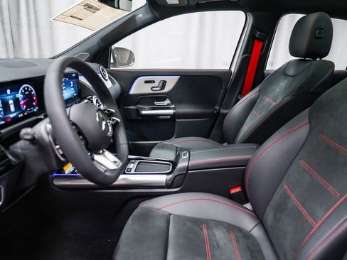 New 2025 Mercedes-Benz GLA 35 AMG AMG GLA 35 image 19