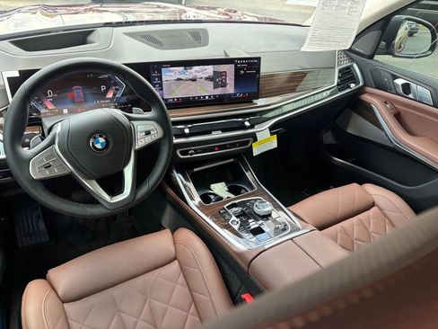 Used 2026 BMW X7 xDrive40i w/ Premium Package AWD/4WD image 30