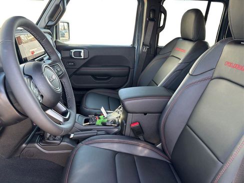 New 2026 Jeep Wrangler Unlimited Rubicon AWD/4WD image 9