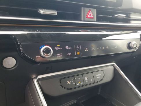 New 2026 Kia Carnival SX Prestige FWD image 18
