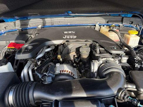 Used 2021 Jeep Gladiator Mojave w/ Uconnect 4C Nav & Sound Group image 21