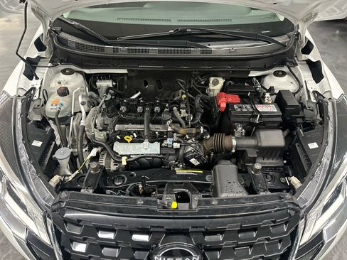 Used 2022 Nissan Kicks S image 26