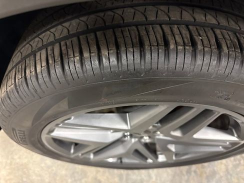 Used 2025 Ford Explorer ST-Line w/ ST-Line Street Pack image 28