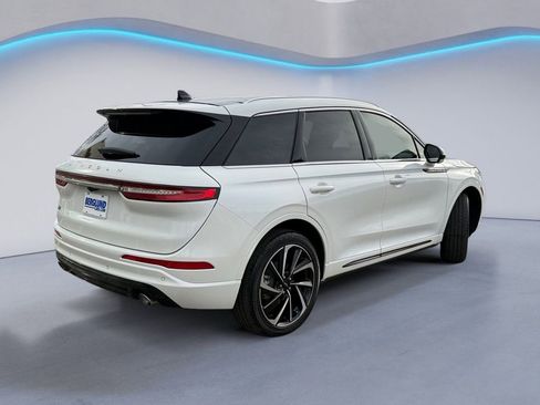 Used 2023 Lincoln Corsair Grand Touring w/ Equipment Group 301A image 4