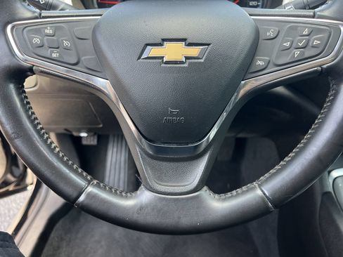 Used 2021 Chevrolet Malibu LT w/ Midnight Edition FWD image 9