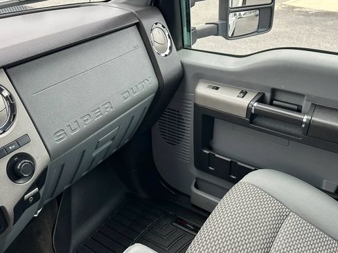 Used 2016 Ford F250 XLT AWD/4WD image 15