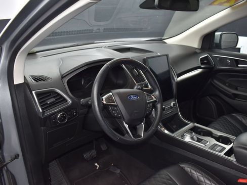 Used 2024 Ford Edge Titanium AWD/4WD image 12