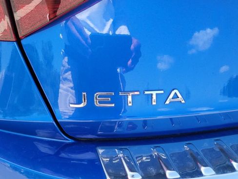 Used 2022 Volkswagen Jetta SE FWD image 10