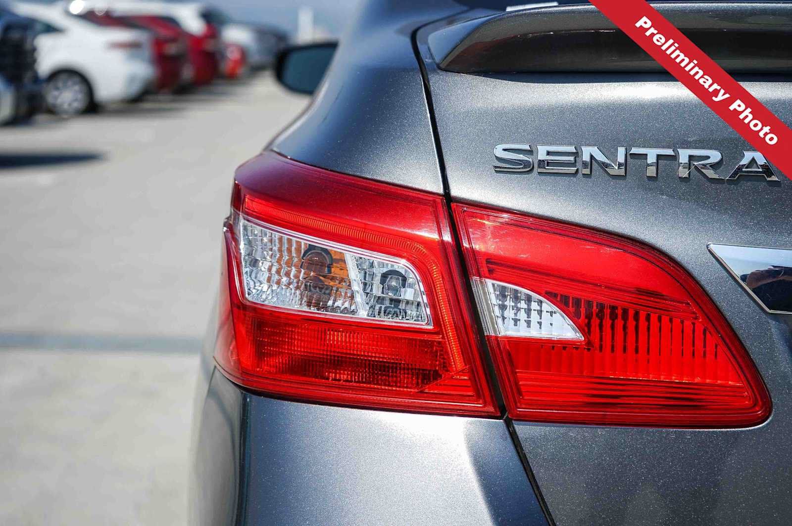 Used 2018 Nissan Sentra SV FWD image 9