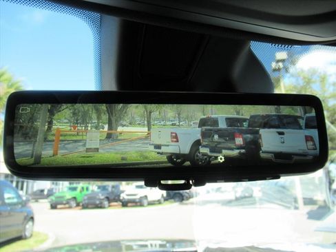 New 2026 Jeep Grand Cherokee Limited w/ Luxury Tech Group II RWD image 28