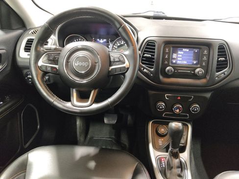 Used 2018 Jeep Compass Latitude AWD/4WD image 22