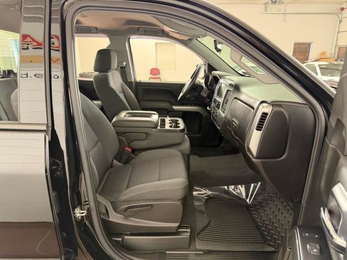 Used 2019 Chevrolet Silverado 1500 LT w/ All Star Edition AWD/4WD image 30