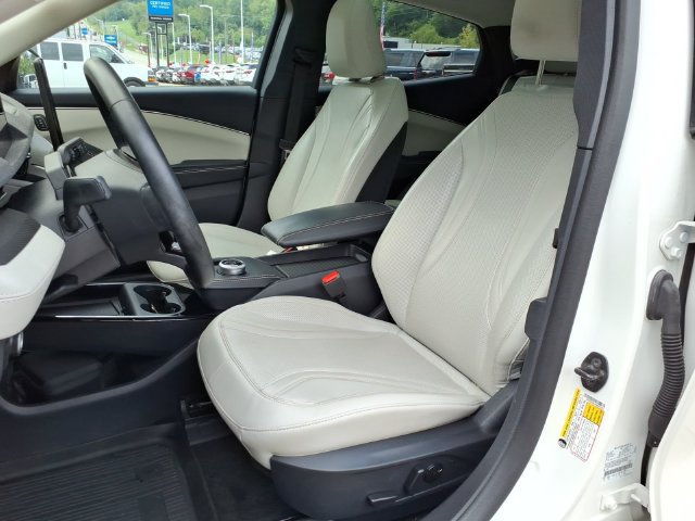 Used 2024 Ford Mustang Mach-E Premium AWD/4WD image 9