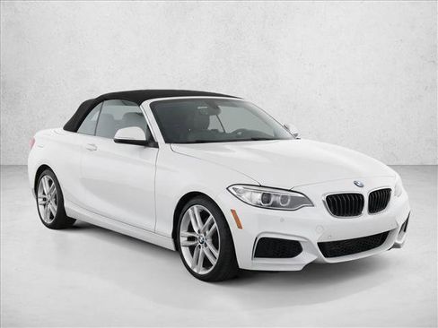 Used 2016 BMW 228i Convertible RWD image 3