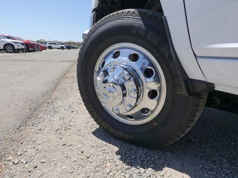 New 2025 RAM 3500 Tradesman w/ Chrome Appearance Group image 12