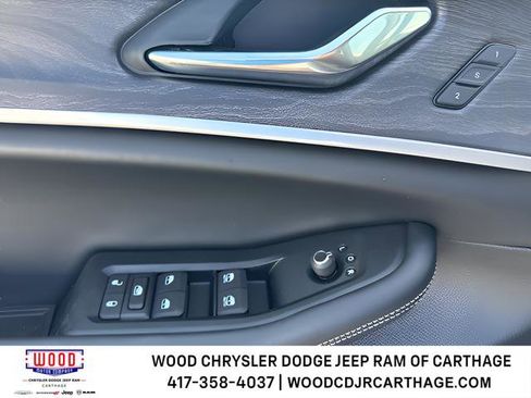 New 2026 Jeep Grand Cherokee Limited w/ Limited Altitude Package AWD/4WD image 25