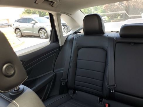 Certified 2023 Volkswagen Jetta SE FWD image 10
