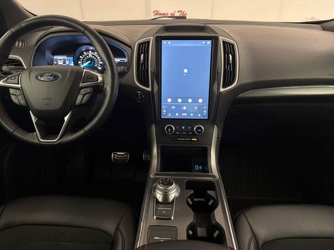Used 2022 Ford Edge ST-Line w/ Class II Trailer Tow Package image 19