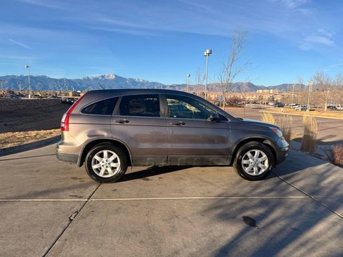 Used 2011 Honda CR-V SE image 8