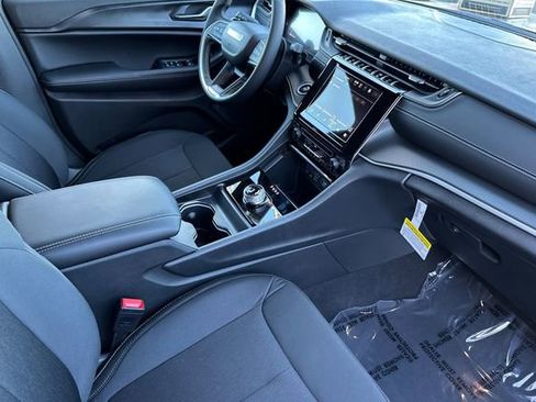 New 2025 Jeep Grand Cherokee Laredo w/ MOPAR Finishing Package RWD image 16