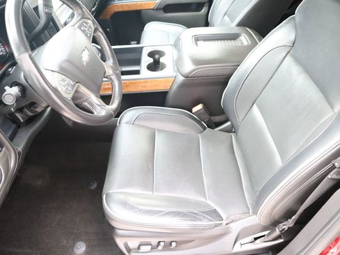 Used 2018 Chevrolet Silverado 1500 High Country AWD/4WD image 26