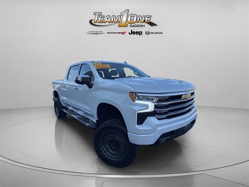 Used 2024 Chevrolet Silverado 1500 High Country w/ High Country Premium Package image 1