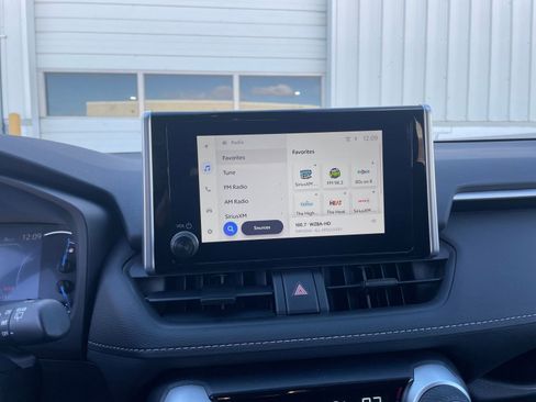 Used 2025 Toyota RAV4 LE image 21