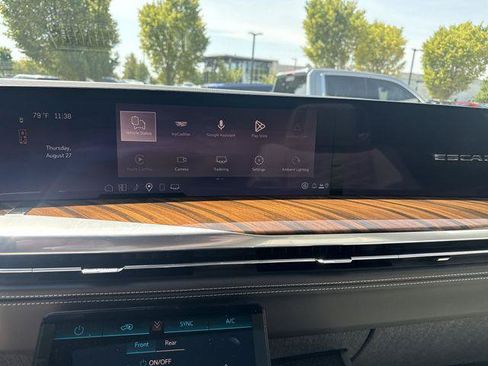 New 2026 Cadillac Escalade ESV Platinum Sport w/ LPO, ONYX Package AWD/4WD image 19