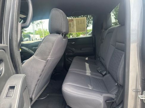 Used 2023 Nissan Frontier SV w/ Midnight Edition Package RWD image 26