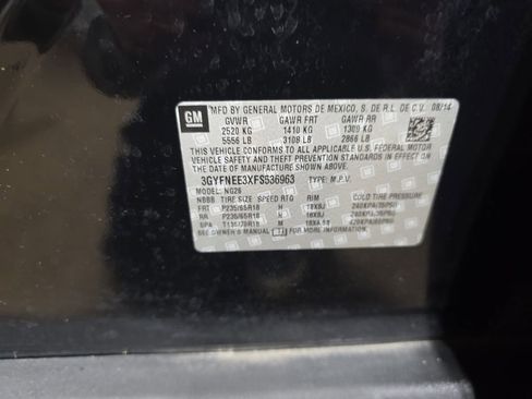 Used 2015 Cadillac SRX Luxury w/ Driver Awareness Package image 36