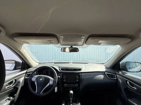 Used 2016 Nissan Rogue S w/ Appearance Package image 6