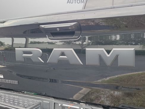 Used 2025 RAM 2500 Laramie AWD/4WD image 24