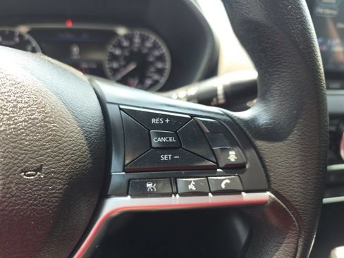 Used 2023 Nissan Sentra SV FWD image 23