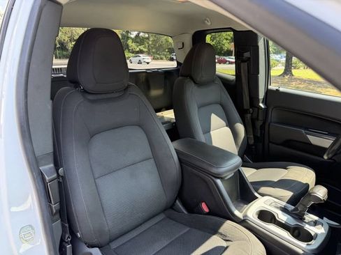 Used 2021 Chevrolet Colorado LT w/ Fleet Safety Package RWD image 29