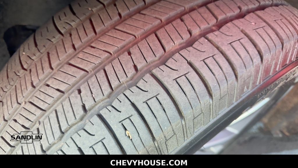 Used 2021 Ford Explorer XLT w/ Equipment Group 202A RWD image 30