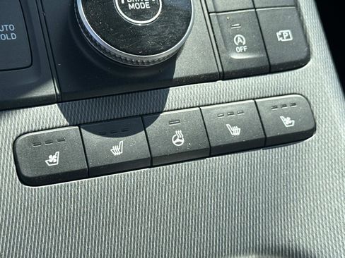 Used 2024 Hyundai Palisade Limited image 11