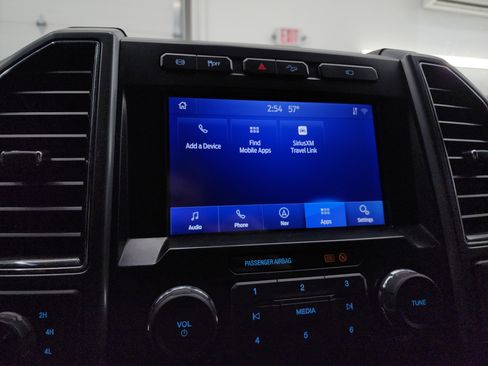 Used 2022 Ford F350 XLT w/ XLT Premium Package image 48