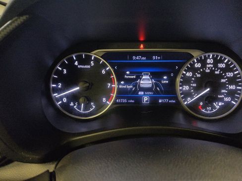Used 2023 Nissan Sentra SV FWD image 23