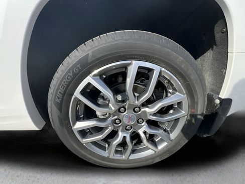 Certified 2024 GMC Terrain Denali w/ Denali Premium Package image 34