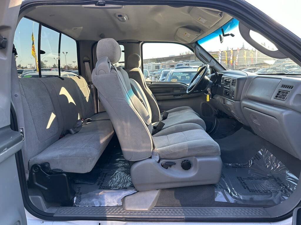 Used 2003 Ford F250 XLT RWD image 17