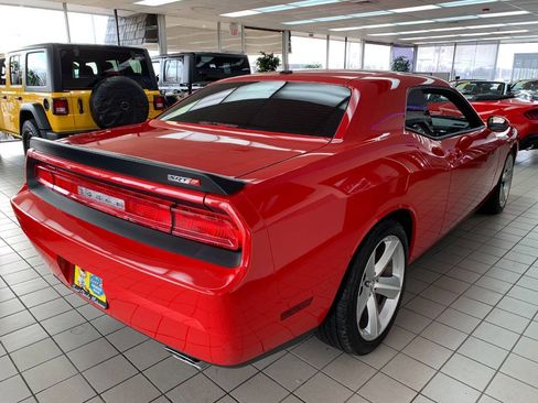 Used 2010 Dodge Challenger SRT8 w/ SRT Option Group II RWD image 9