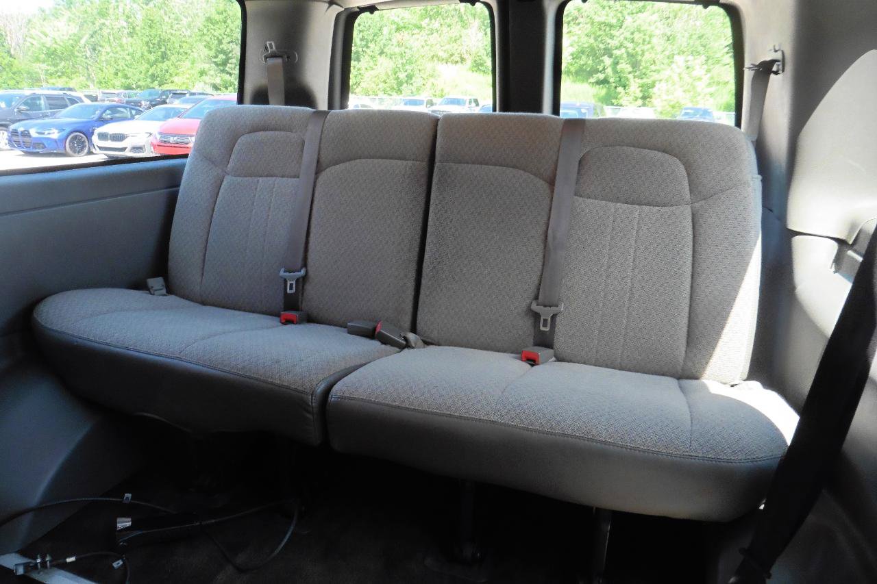 Used 2017 Chevrolet Express 2500 LT w/ LT Preferred Equipment Group RWD image 29