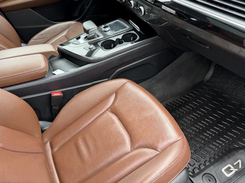 Used 2019 Audi Q7 3.0T Premium Plus w/ Premium Plus Package image 34